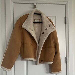 Cropped Teddy Shearling Jacket in Camel